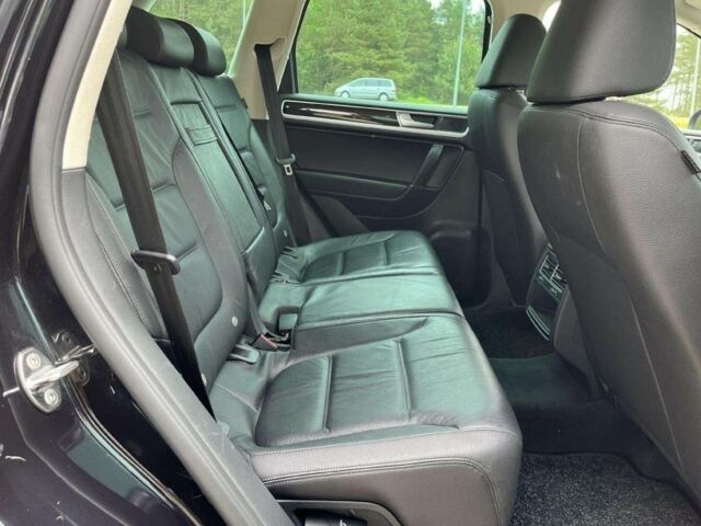 Черный Фольксваген Туарег, объемом двигателя 3 л и пробегом 134 тыс. км за 14300 $, фото 13 на Automoto.ua