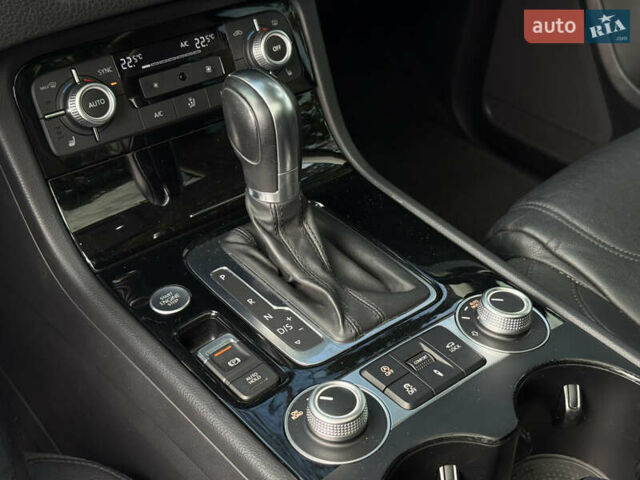 Черный Фольксваген Туарег, объемом двигателя 3 л и пробегом 212 тыс. км за 28999 $, фото 33 на Automoto.ua