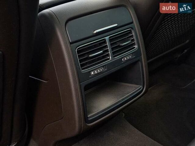 Черный Фольксваген Туарег, объемом двигателя 3 л и пробегом 187 тыс. км за 29970 $, фото 56 на Automoto.ua