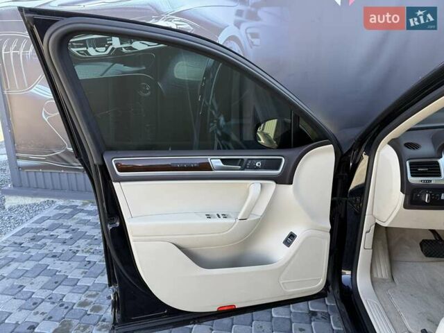 Черный Фольксваген Туарег, объемом двигателя 3 л и пробегом 279 тыс. км за 20400 $, фото 20 на Automoto.ua