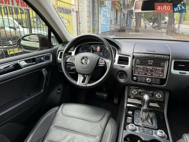 Черный Фольксваген Туарег, объемом двигателя 3 л и пробегом 212 тыс. км за 28999 $, фото 34 на Automoto.ua
