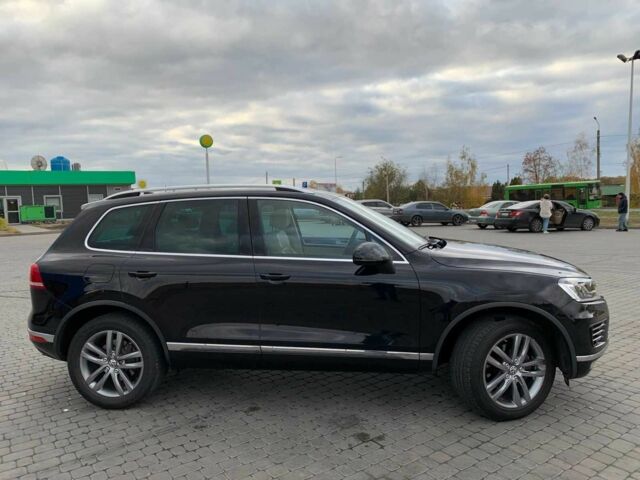 Черный Фольксваген Туарег, объемом двигателя 3.6 л и пробегом 190 тыс. км за 17500 $, фото 1 на Automoto.ua