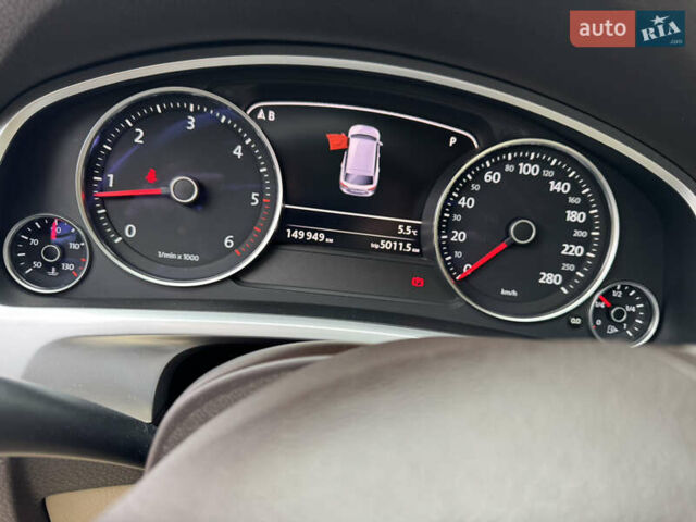 Черный Фольксваген Туарег, объемом двигателя 2.97 л и пробегом 153 тыс. км за 29900 $, фото 18 на Automoto.ua