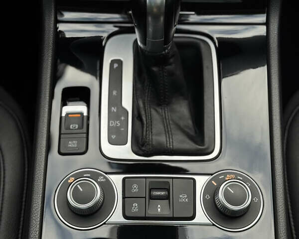 Черный Фольксваген Туарег, объемом двигателя 3 л и пробегом 242 тыс. км за 27999 $, фото 38 на Automoto.ua