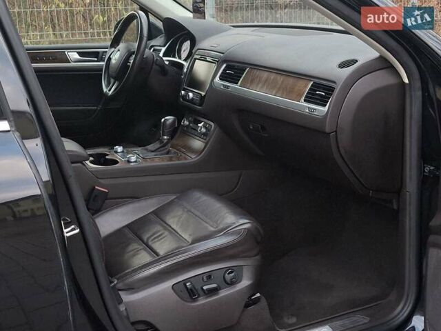 Черный Фольксваген Туарег, объемом двигателя 3 л и пробегом 187 тыс. км за 29970 $, фото 64 на Automoto.ua