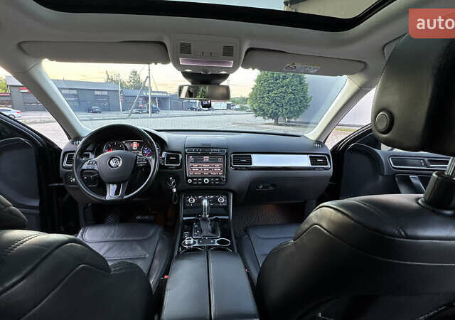 Черный Фольксваген Туарег, объемом двигателя 2.97 л и пробегом 288 тыс. км за 25850 $, фото 76 на Automoto.ua