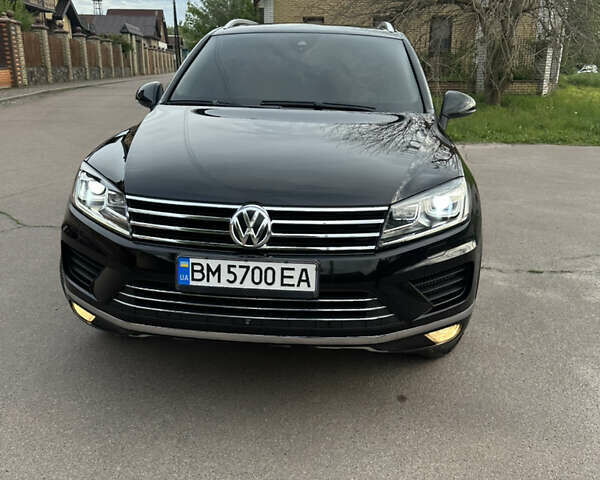 Черный Фольксваген Туарег, объемом двигателя 3 л и пробегом 225 тыс. км за 30000 $, фото 58 на Automoto.ua