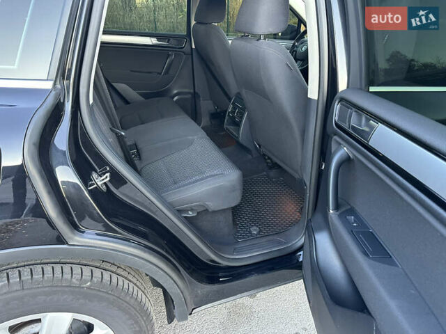 Черный Фольксваген Туарег, объемом двигателя 2.97 л и пробегом 202 тыс. км за 25800 $, фото 22 на Automoto.ua