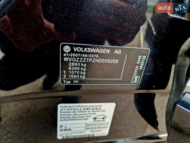 Черный Фольксваген Туарег, объемом двигателя 3 л и пробегом 225 тыс. км за 30000 $, фото 39 на Automoto.ua