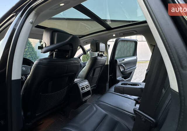 Черный Фольксваген Туарег, объемом двигателя 2.97 л и пробегом 288 тыс. км за 25850 $, фото 46 на Automoto.ua