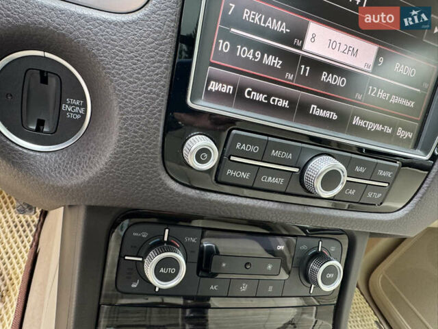 Черный Фольксваген Туарег, объемом двигателя 2.97 л и пробегом 153 тыс. км за 29900 $, фото 17 на Automoto.ua