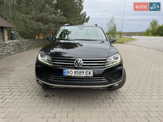 Черный Фольксваген Туарег, объемом двигателя 2.97 л и пробегом 153 тыс. км за 29900 $, фото 1 на Automoto.ua