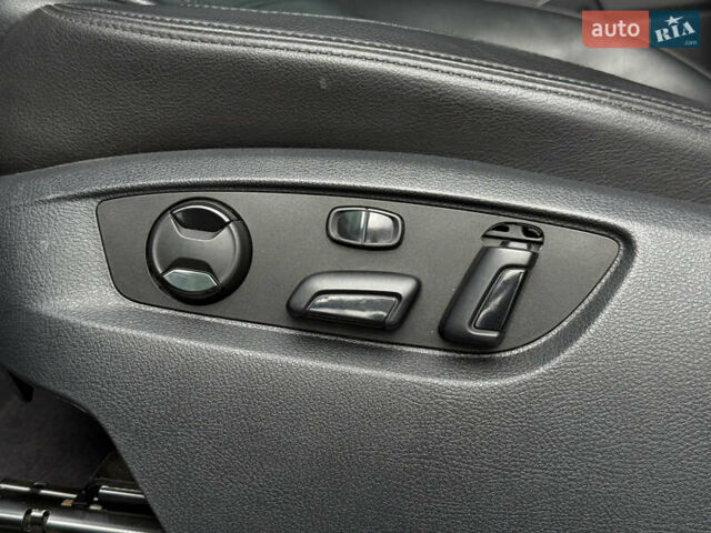 Черный Фольксваген Туарег, объемом двигателя 3 л и пробегом 212 тыс. км за 28999 $, фото 25 на Automoto.ua