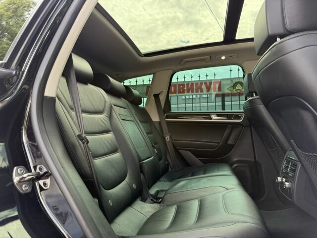 Черный Фольксваген Туарег, объемом двигателя 3 л и пробегом 212 тыс. км за 28999 $, фото 23 на Automoto.ua