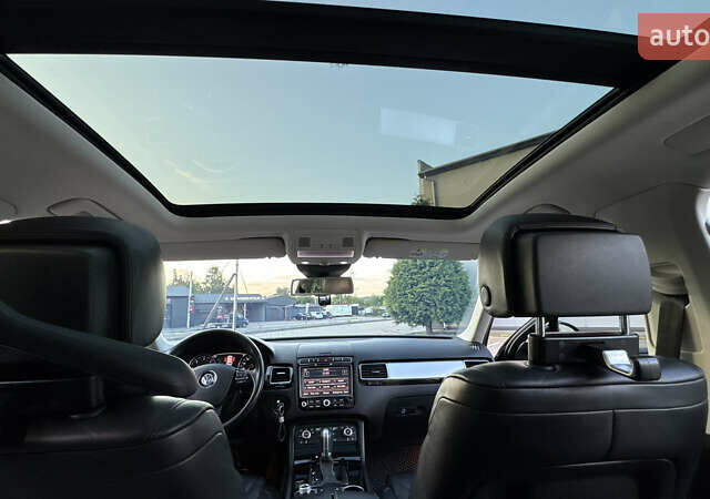 Черный Фольксваген Туарег, объемом двигателя 2.97 л и пробегом 288 тыс. км за 25850 $, фото 77 на Automoto.ua