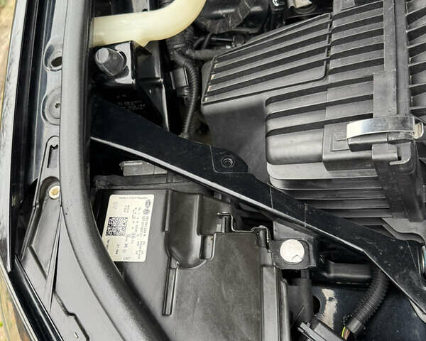 Черный Фольксваген Туарег, объемом двигателя 3 л и пробегом 249 тыс. км за 29900 $, фото 35 на Automoto.ua