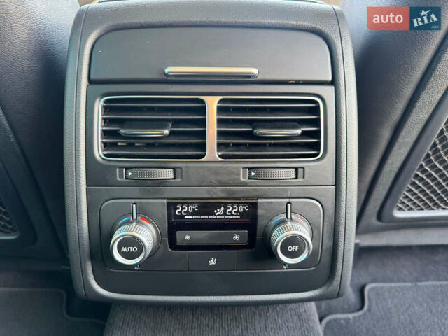 Фольксваген Туарег 2016 в Коростышеве на Automoto.ua Черный Фольксваген Туарег, объемом двигателя 3 л и пробегом 253 тыс. км за 28550 $, фото 18 на Automoto.ua