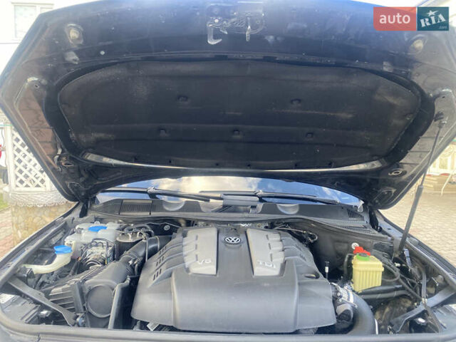 Чорний Фольксваген Туарег, об'ємом двигуна 2.97 л та пробігом 198 тис. км за 24000 $, фото 1 на Automoto.ua