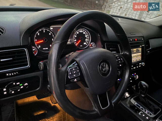 Чорний Фольксваген Туарег, об'ємом двигуна 2.97 л та пробігом 198 тис. км за 24000 $, фото 9 на Automoto.ua