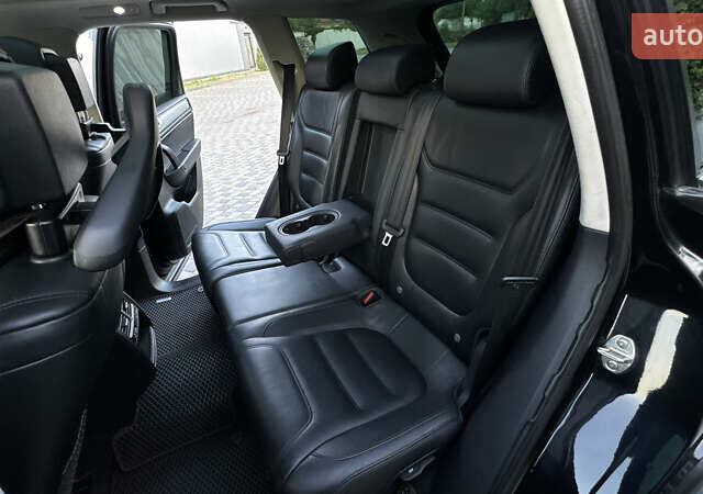 Черный Фольксваген Туарег, объемом двигателя 2.97 л и пробегом 288 тыс. км за 25850 $, фото 45 на Automoto.ua