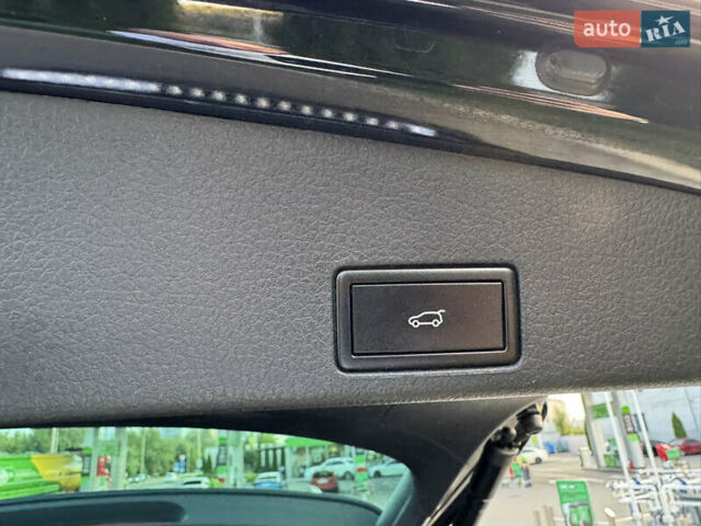 Черный Фольксваген Туарег, объемом двигателя 2.97 л и пробегом 166 тыс. км за 32000 $, фото 10 на Automoto.ua