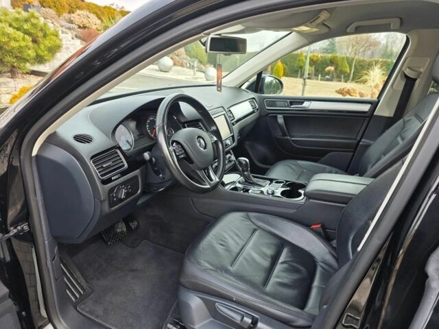 Черный Фольксваген Туарег, объемом двигателя 3 л и пробегом 197 тыс. км за 9300 $, фото 8 на Automoto.ua