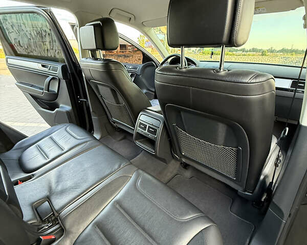 Чорний Фольксваген Туарег, об'ємом двигуна 2.97 л та пробігом 194 тис. км за 24000 $, фото 1 на Automoto.ua