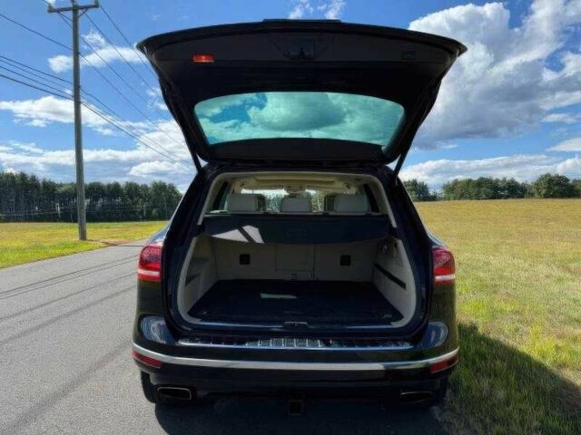 Черный Фольксваген Туарег, объемом двигателя 3.6 л и пробегом 119 тыс. км за 12100 $, фото 5 на Automoto.ua