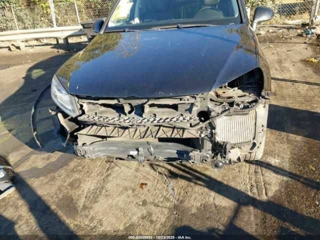 Черный Фольксваген Туарег, объемом двигателя 3 л и пробегом 170 тыс. км за 3000 $, фото 5 на Automoto.ua