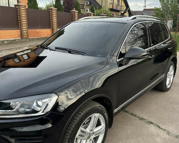 Черный Фольксваген Туарег, объемом двигателя 3 л и пробегом 225 тыс. км за 30000 $, фото 65 на Automoto.ua