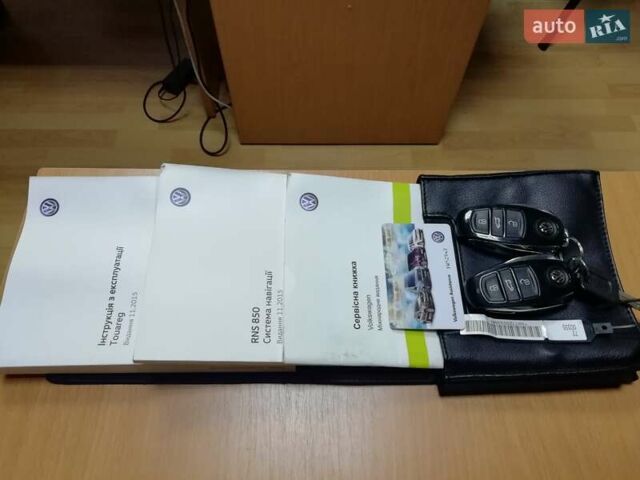 Чорний Фольксваген Туарег, об'ємом двигуна 2.97 л та пробігом 155 тис. км за 26500 $, фото 11 на Automoto.ua