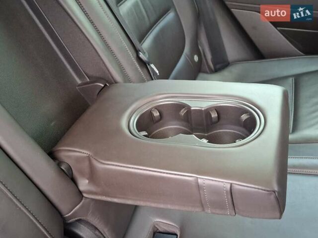 Черный Фольксваген Туарег, объемом двигателя 3 л и пробегом 187 тыс. км за 29970 $, фото 61 на Automoto.ua