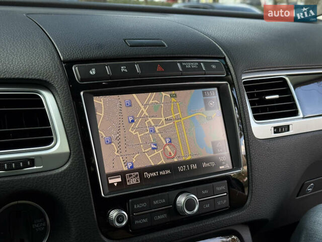 Черный Фольксваген Туарег, объемом двигателя 3 л и пробегом 212 тыс. км за 28999 $, фото 42 на Automoto.ua