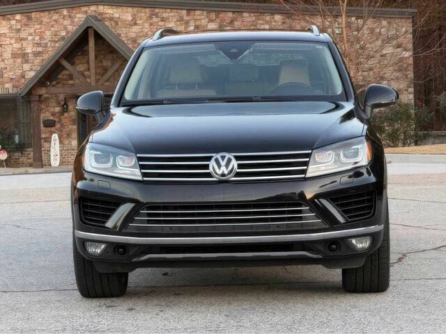 Черный Фольксваген Туарег, объемом двигателя 3.6 л и пробегом 78 тыс. км за 6100 $, фото 1 на Automoto.ua