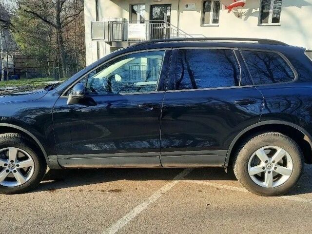 Черный Фольксваген Туарег, объемом двигателя 3 л и пробегом 197 тыс. км за 9300 $, фото 7 на Automoto.ua