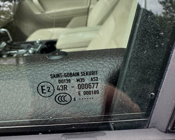 Черный Фольксваген Туарег, объемом двигателя 2.97 л и пробегом 153 тыс. км за 29900 $, фото 13 на Automoto.ua