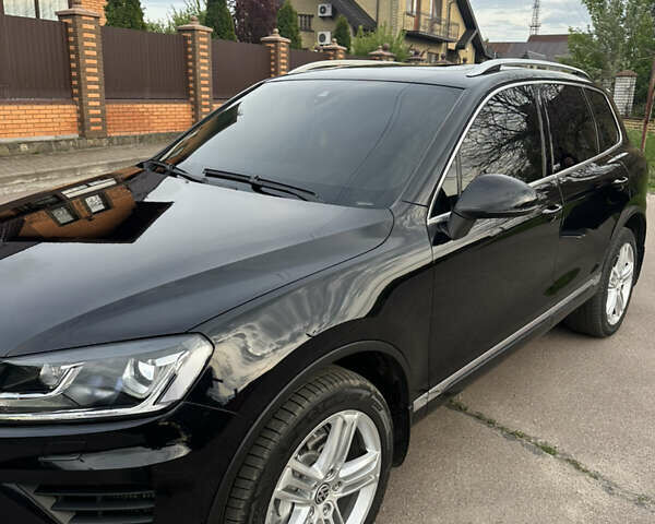 Черный Фольксваген Туарег, объемом двигателя 3 л и пробегом 225 тыс. км за 30000 $, фото 64 на Automoto.ua