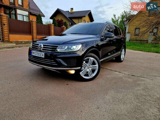 Черный Фольксваген Туарег, объемом двигателя 3 л и пробегом 225 тыс. км за 30000 $, фото 3 на Automoto.ua