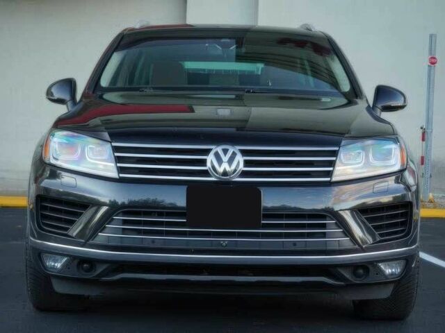 Черный Фольксваген Туарег, объемом двигателя 3.6 л и пробегом 67 тыс. км за 14600 $, фото 1 на Automoto.ua