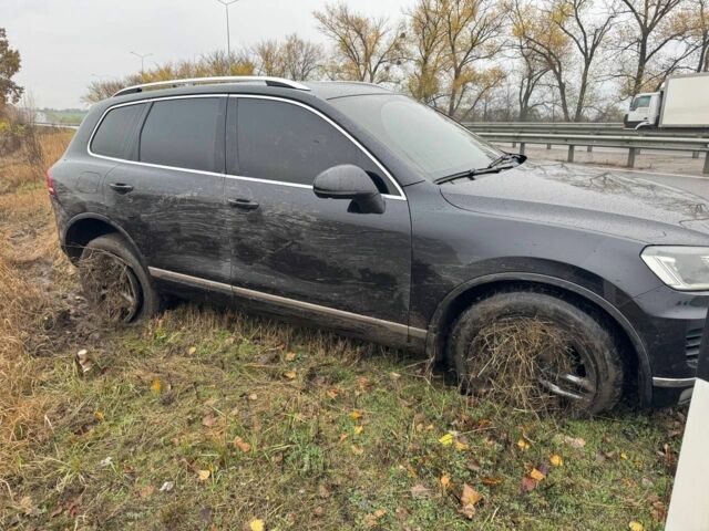 Черный Фольксваген Туарег, объемом двигателя 3 л и пробегом 238 тыс. км за 16000 $, фото 3 на Automoto.ua