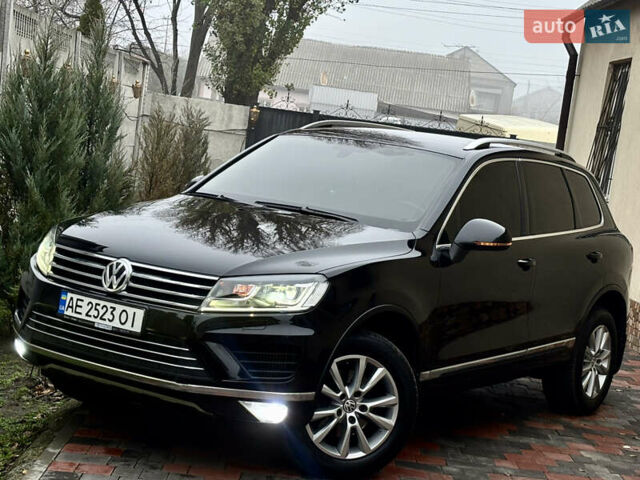 Чорний Фольксваген Туарег, об'ємом двигуна 3 л та пробігом 193 тис. км за 26900 $, фото 3 на Automoto.ua