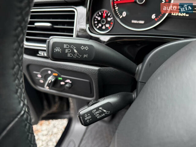 Чорний Фольксваген Туарег, об'ємом двигуна 3 л та пробігом 123 тис. км за 34900 $, фото 46 на Automoto.ua