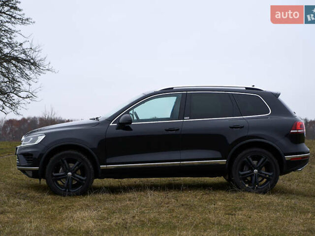 Черный Фольксваген Туарег, объемом двигателя 2.97 л и пробегом 259 тыс. км за 29700 $, фото 7 на Automoto.ua