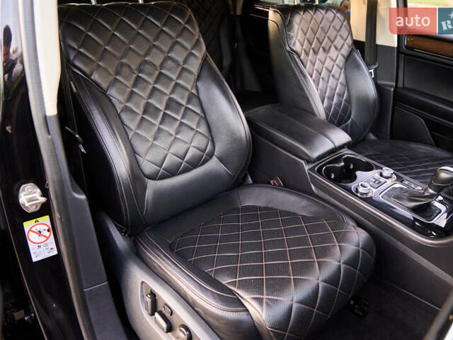 Черный Фольксваген Туарег, объемом двигателя 2.97 л и пробегом 259 тыс. км за 29700 $, фото 35 на Automoto.ua