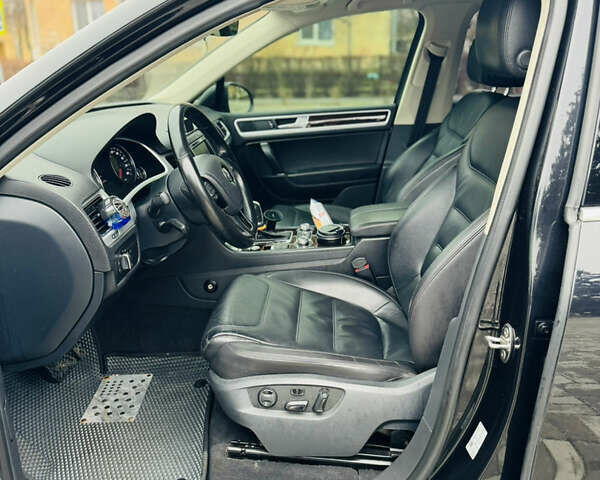 Черный Фольксваген Туарег, объемом двигателя 3 л и пробегом 253 тыс. км за 29999 $, фото 13 на Automoto.ua