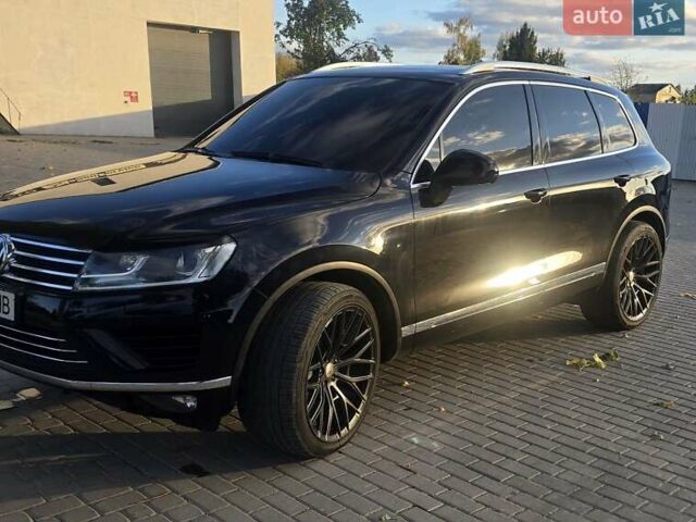 Черный Фольксваген Туарег, объемом двигателя 3 л и пробегом 230 тыс. км за 34500 $, фото 30 на Automoto.ua