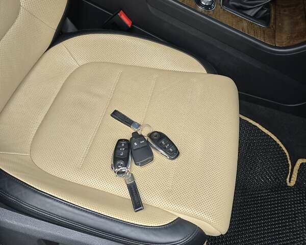 Черный Фольксваген Туарег, объемом двигателя 3 л и пробегом 230 тыс. км за 34500 $, фото 25 на Automoto.ua