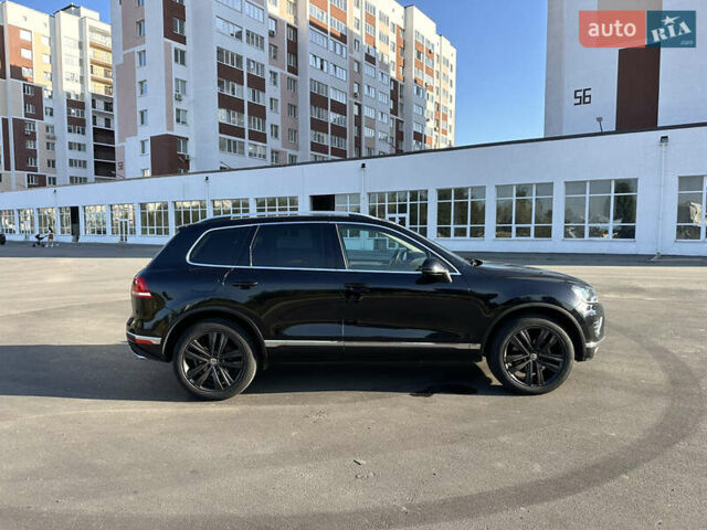 Чорний Фольксваген Туарег, об'ємом двигуна 3 л та пробігом 248 тис. км за 27500 $, фото 5 на Automoto.ua