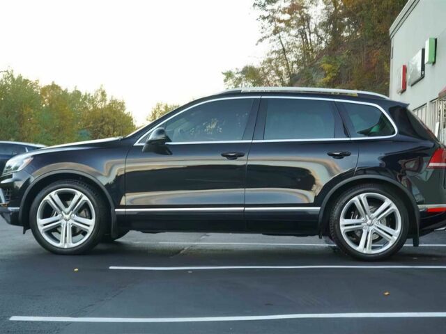 Черный Фольксваген Туарег, объемом двигателя 3.6 л и пробегом 53 тыс. км за 24000 $, фото 3 на Automoto.ua