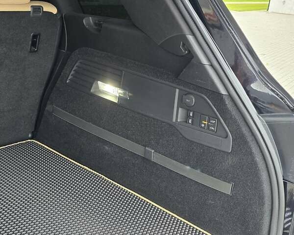 Черный Фольксваген Туарег, объемом двигателя 3 л и пробегом 230 тыс. км за 34500 $, фото 18 на Automoto.ua